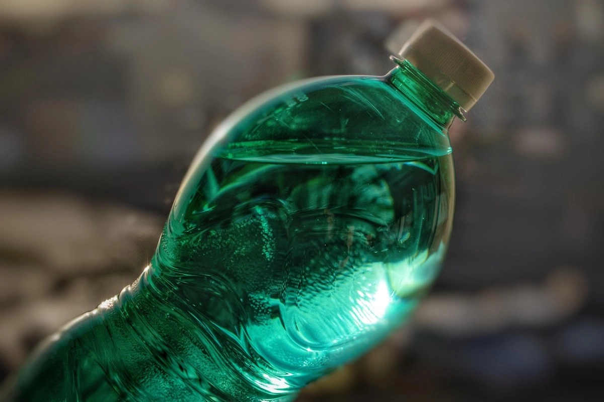 Dies worker in Coahuila after drink chemical in presumed joke of his colleagues family demands justice