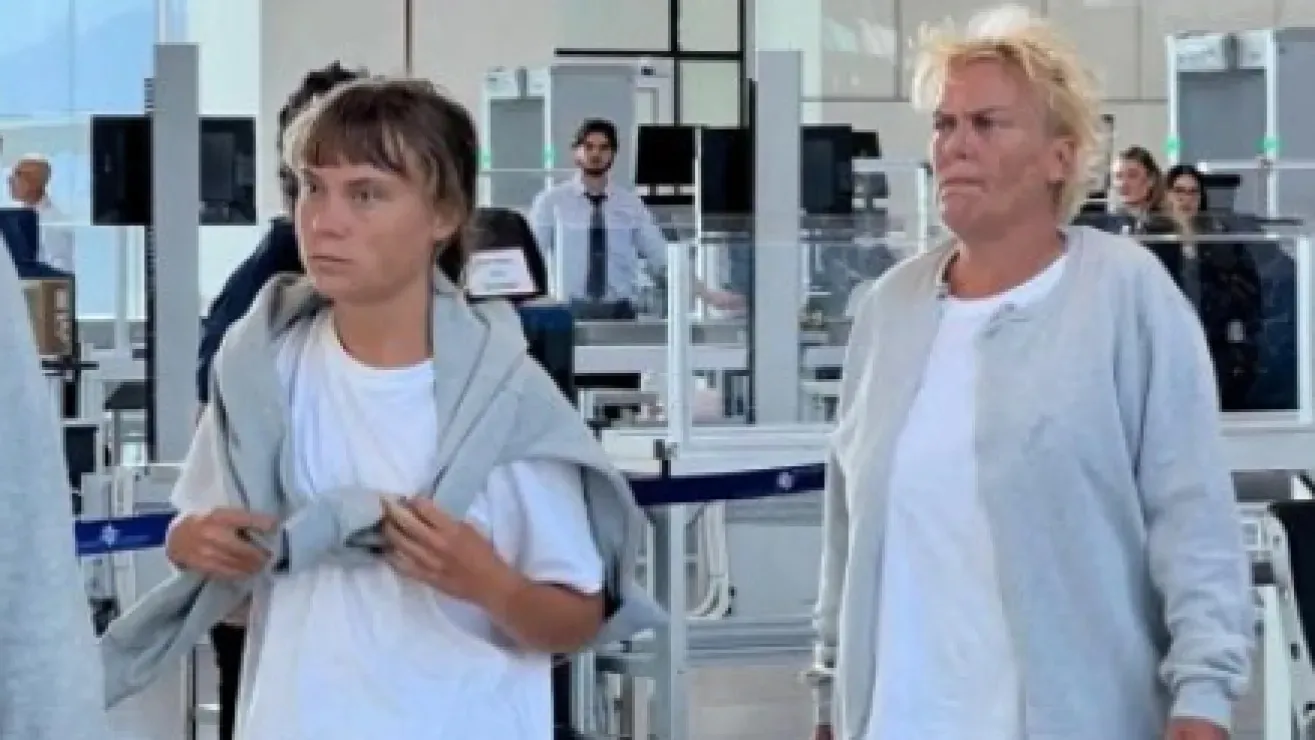 israel sports greta thunberg and others 170 activists from the flotilla that help humanitarians to gaza