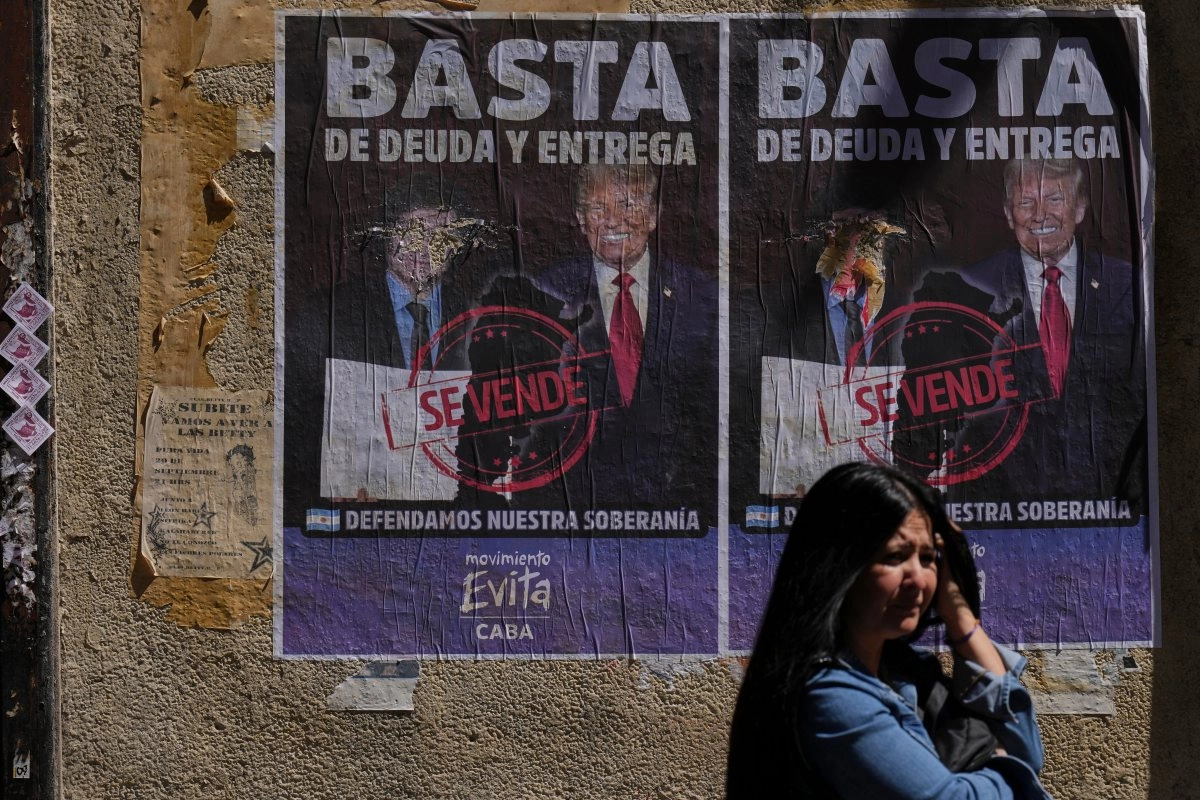Democrats present bill to stop financial aid to Argentina