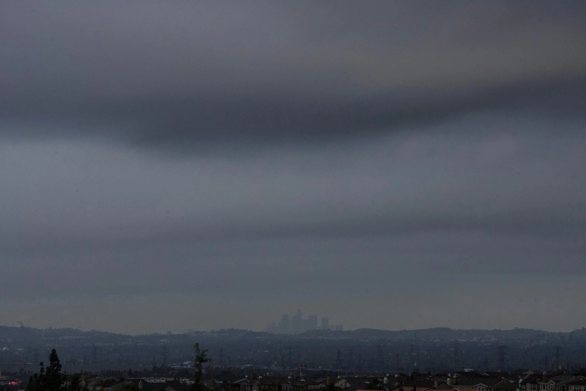 Winter storm conditions approaching southern California
