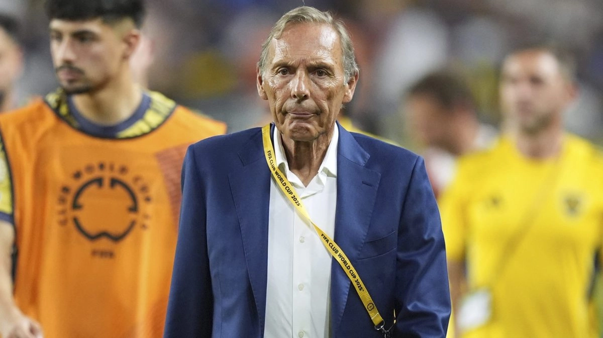 Family of Miguel ngel Russo begins to spread his ashes in Argentine stadiums Family of Miguel ngel Russo begins to spread his ashes in Argentine stadiums