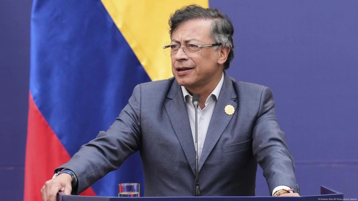 Colombia receives a survivor of narcosubmarine attacked by the US
