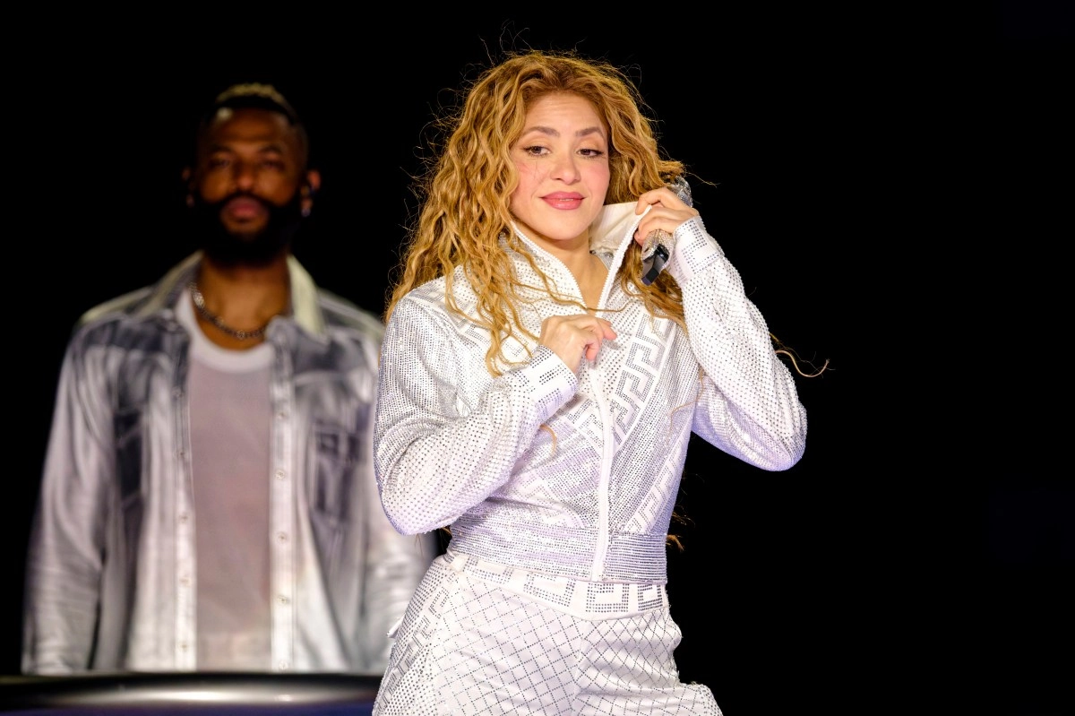 Shakira demonstrates her skills as a stylist with her hair care line