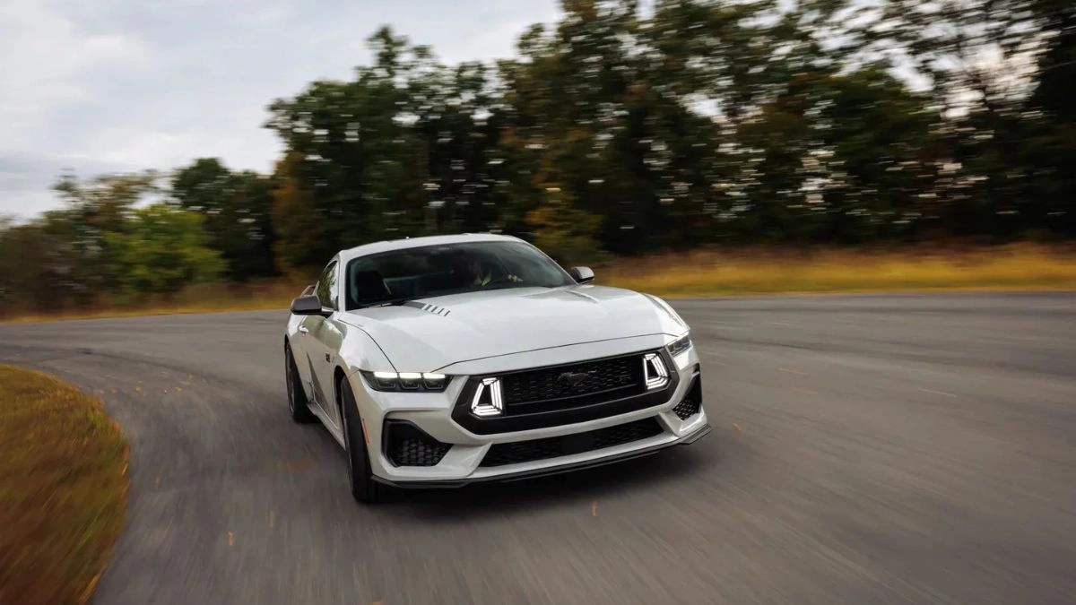 The modern mustang is now four cylinder