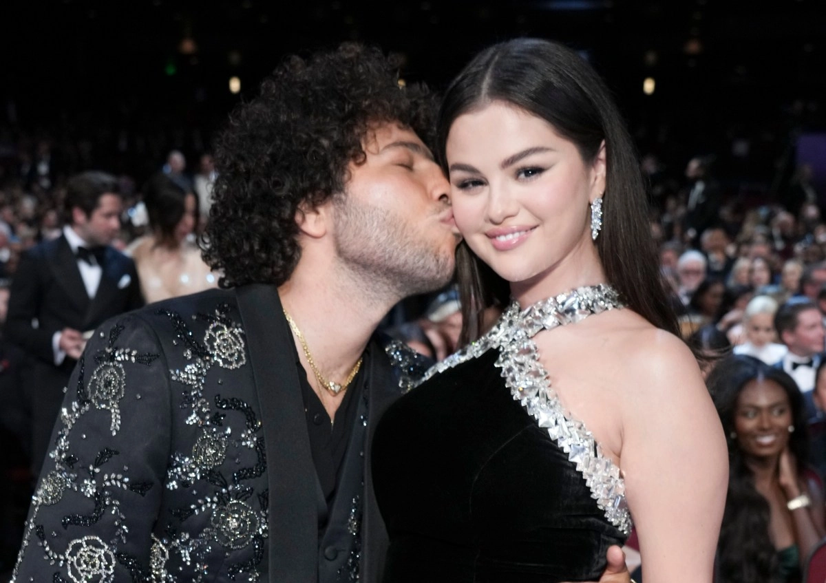 What was Selena Gomez and Benny Blancos honeymoon like