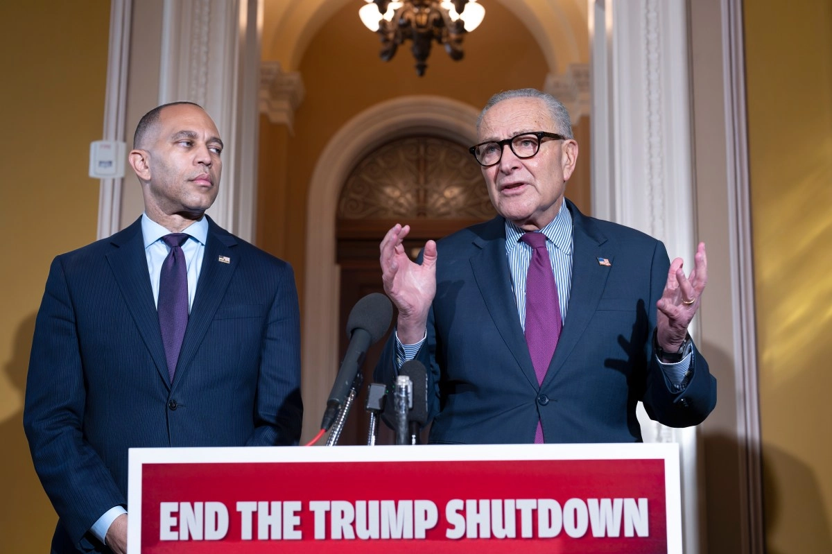 Senate fails for eleventh time attempt to lift government shutdown