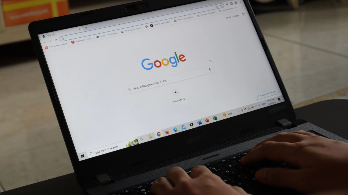 Beware of this Google Chrome extension it steals your banking data and leaves your account at zero Beware of this Google Chrome extension it steals your banking data and leaves your account at zero