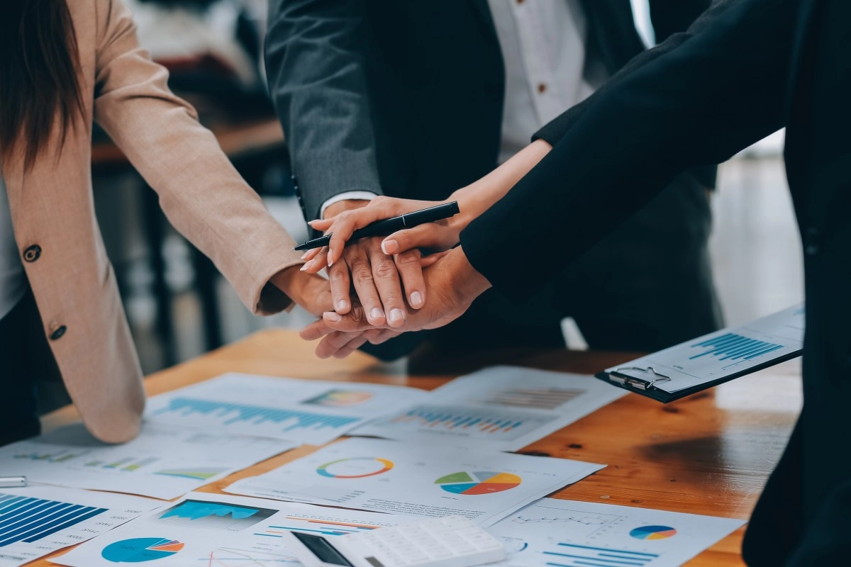 Survey reveals that 60 of workers are not satisfied with their job why