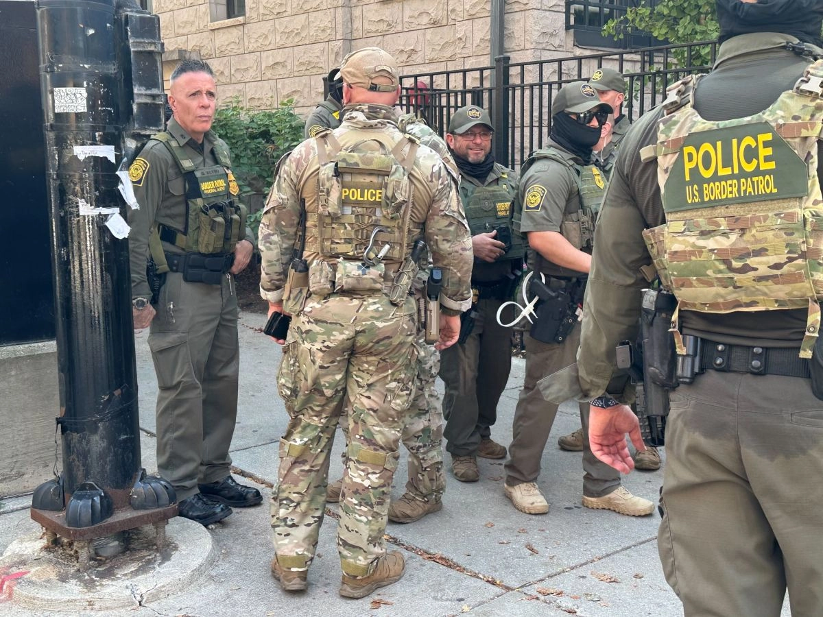 Border Patrol Commander accused of violating court order in Chicago raids