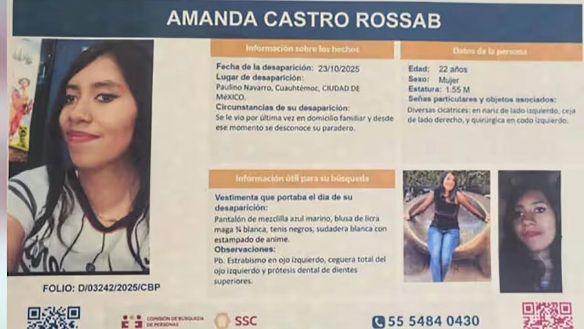 Video shows a mysterious man in a black robe who cut the throat of a young woman in Mexico City Video shows a mysterious man in a black robe who cut the throat of a young woman in Mexico City