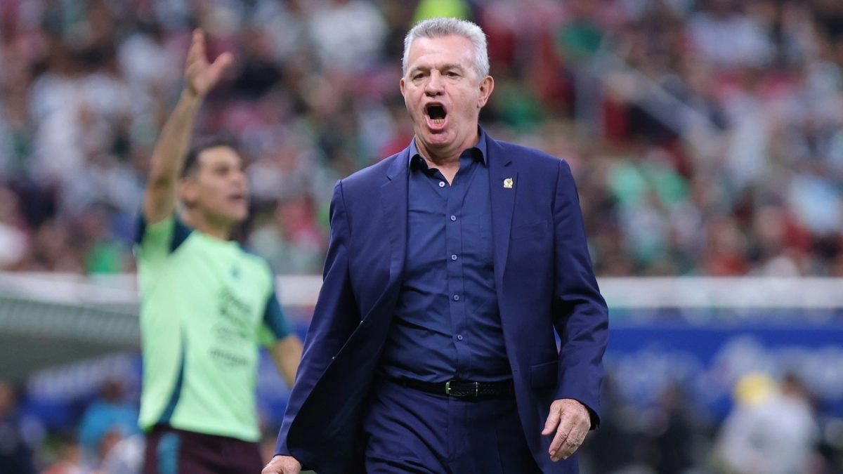 El Vasco Aguirre on the threshold of being elected the best technician in the world in 2025
