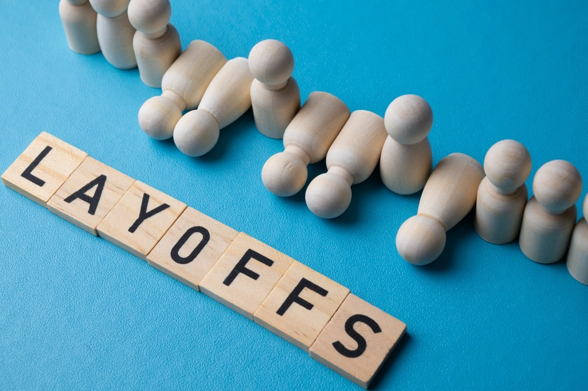 Business profits increase while layoffs increase A jobless boom