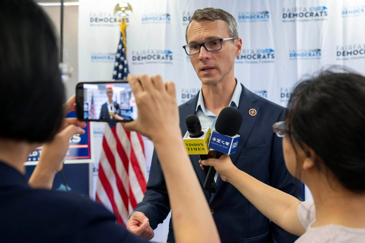They ask to reinstall officials who supervise ICE detentions