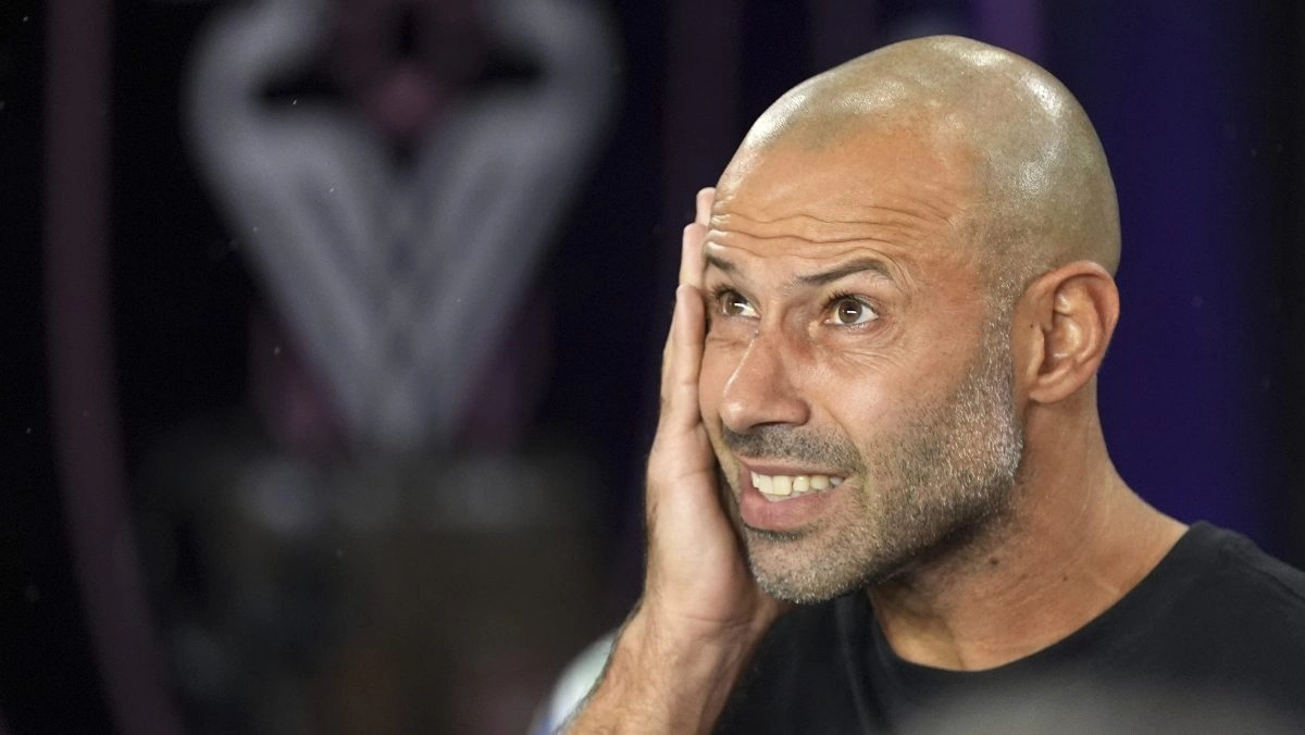 Javier Mascherano disputes with journalists over suspension of Luis Surez