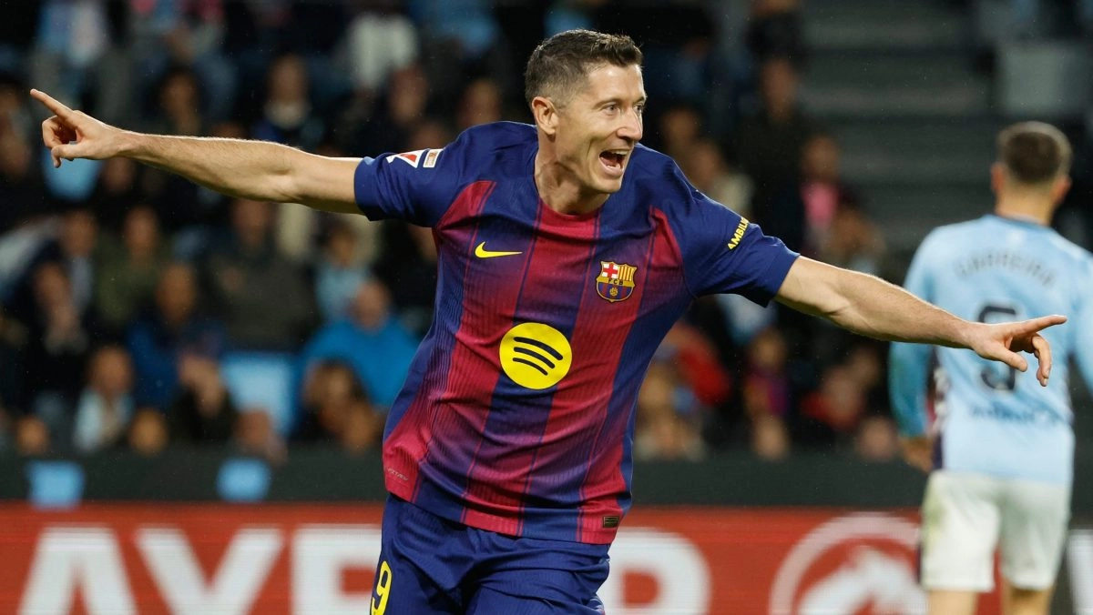 With a treble from Lewandowski and a goal from Lamine Yamal Barcelona defeated 24 Celta de Vigo