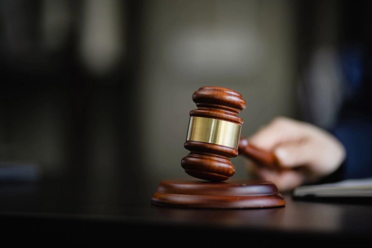 Judge orders release of wife of man detained by ICE who suffered seizure