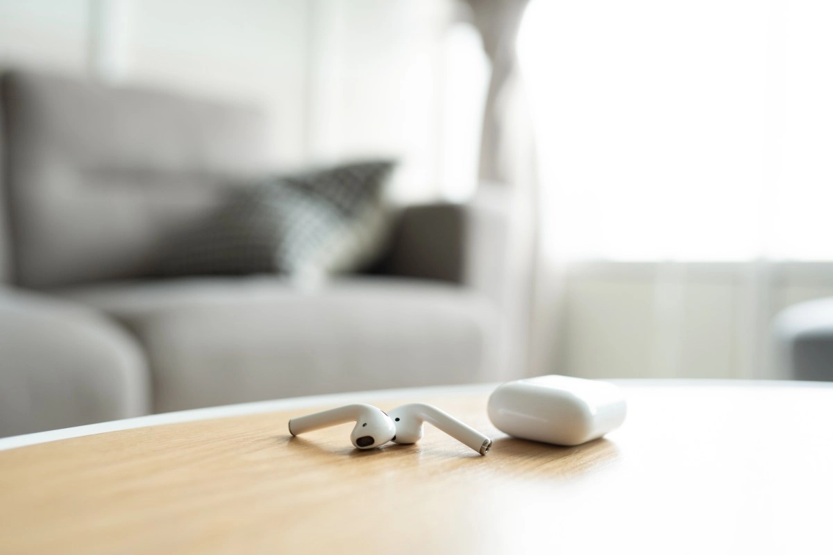 3 Common errors when charging wireless headphones that could damage them without you realizing