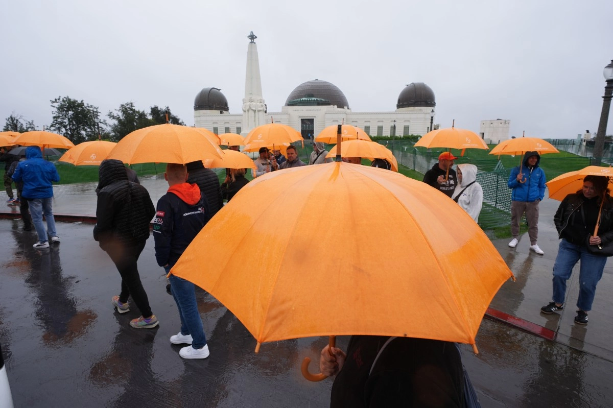 Storm hits southern California with rain and cold
