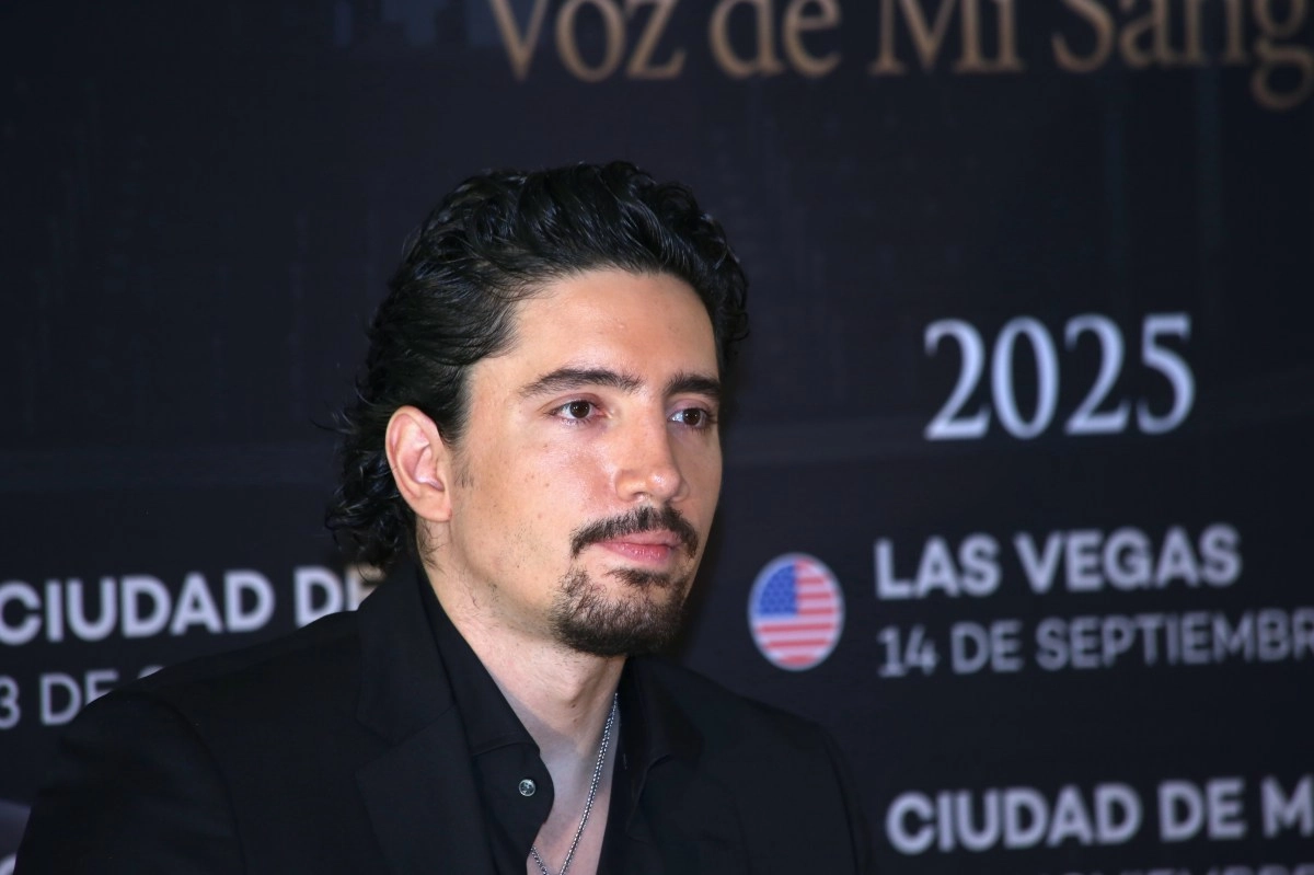 Alex Fernndez celebrates his third wedding anniversary with a romantic message on networks