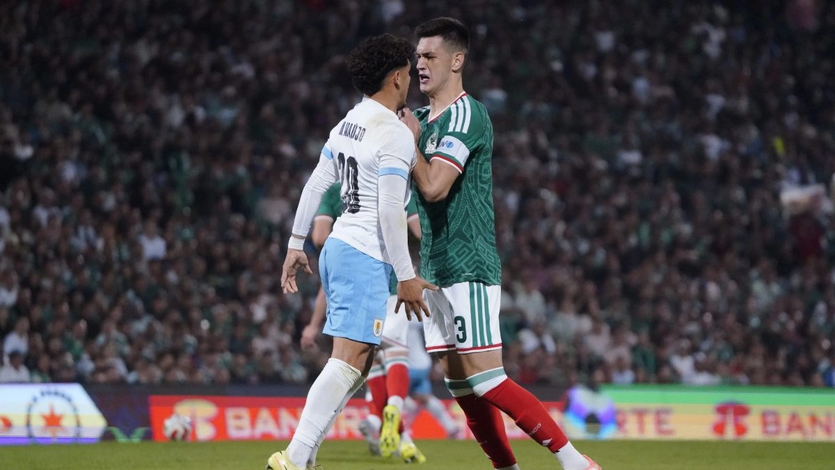Mexico and Uruguay are due in hot tie 00