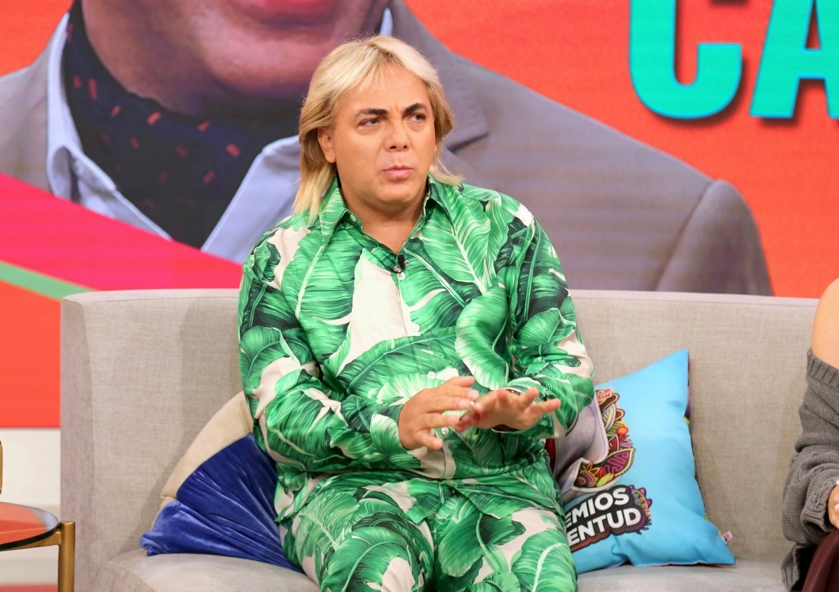 Cristian Castro shows his face after breaking with Mariela Snchez and being accused of infidelity