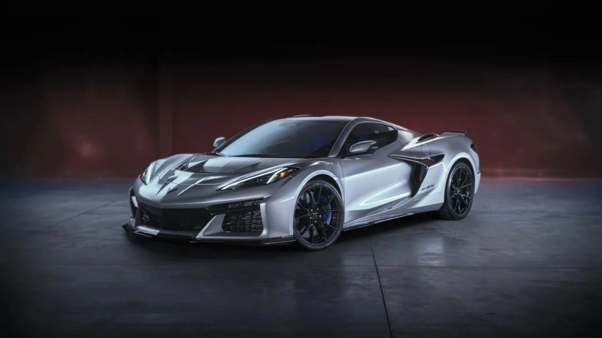 The fastest car created in the USA theres a new leader