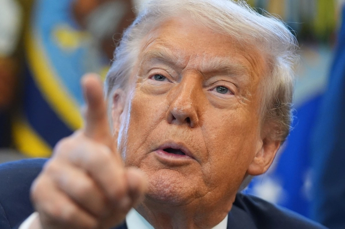 Trump to journalist Silence silence pig
