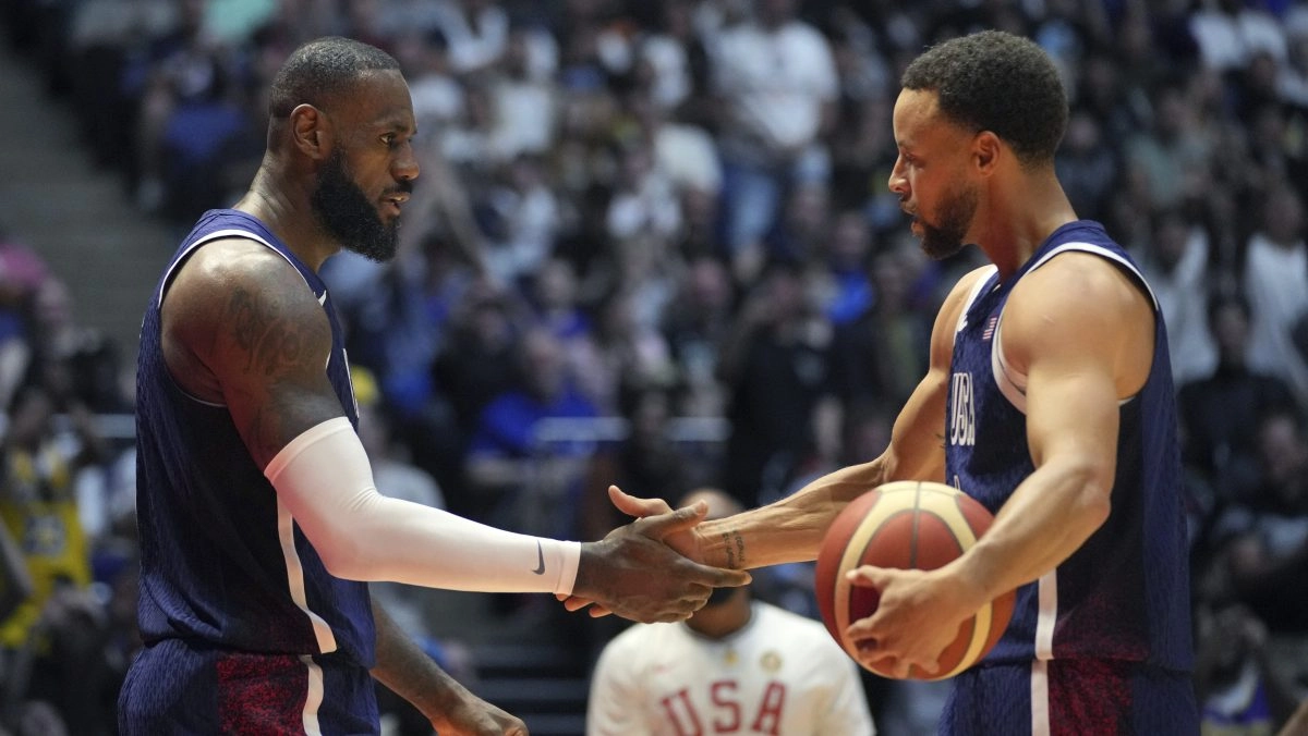 LeBron James compara a Stephen Curry con Shohei Ohtani