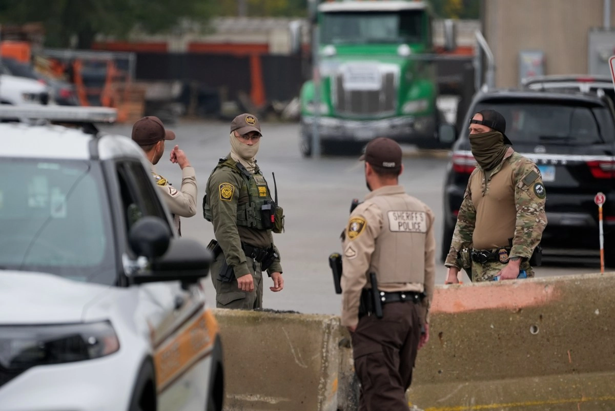 Violent arrest of an immigrant in Charlotte ICE agents leave his bloody face