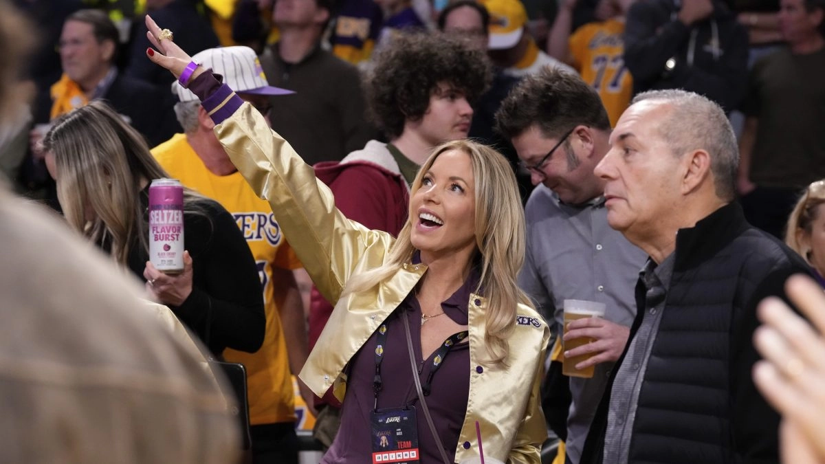 The Lakers say goodbye to Joey and Jesse Buss as executives after the sale of the franchise