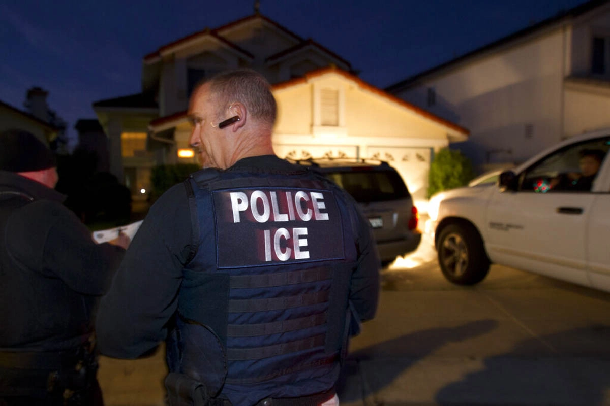No Kings launches protest against ICE for Thanksgiving