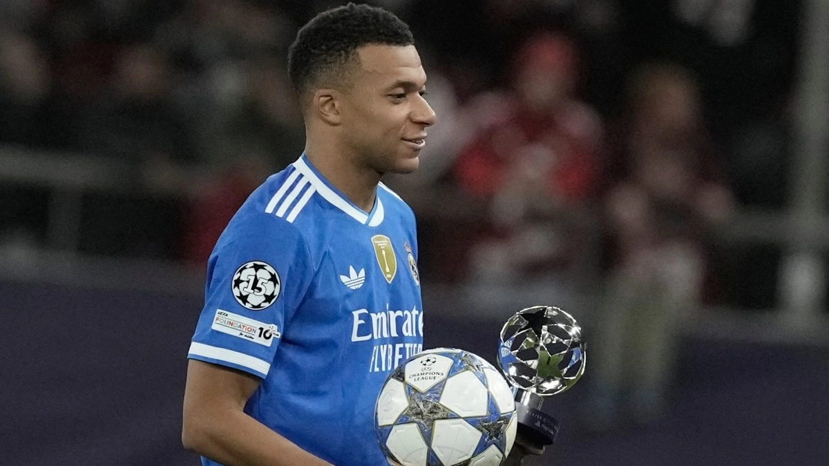 Kylian Mbapp sets record with poker of goals in victory of Real Madrid