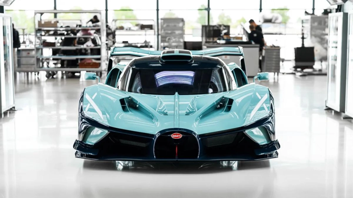 Bugatti Bolide the last roar of the W16 engine