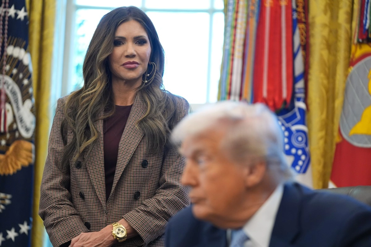 Noem proposes Trump to ban travel to the US for people from countries that sent invaders