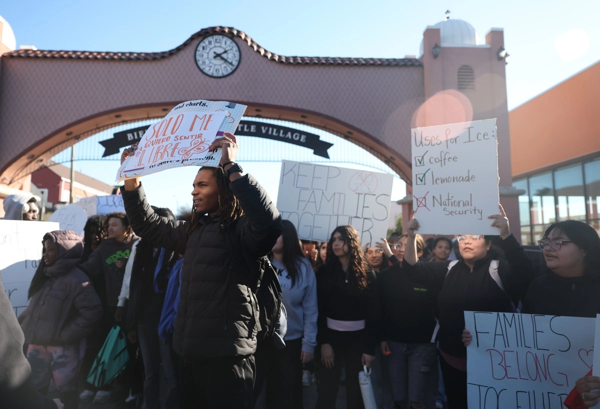 La Villita the Hispanic neighborhood in Chicago has suffered economic losses due to ICE raids