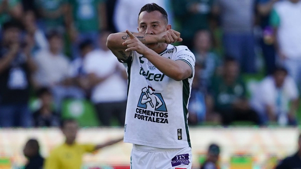 Andrs Guardado would be assistant to Rafa Mrquez in the Mexico national team