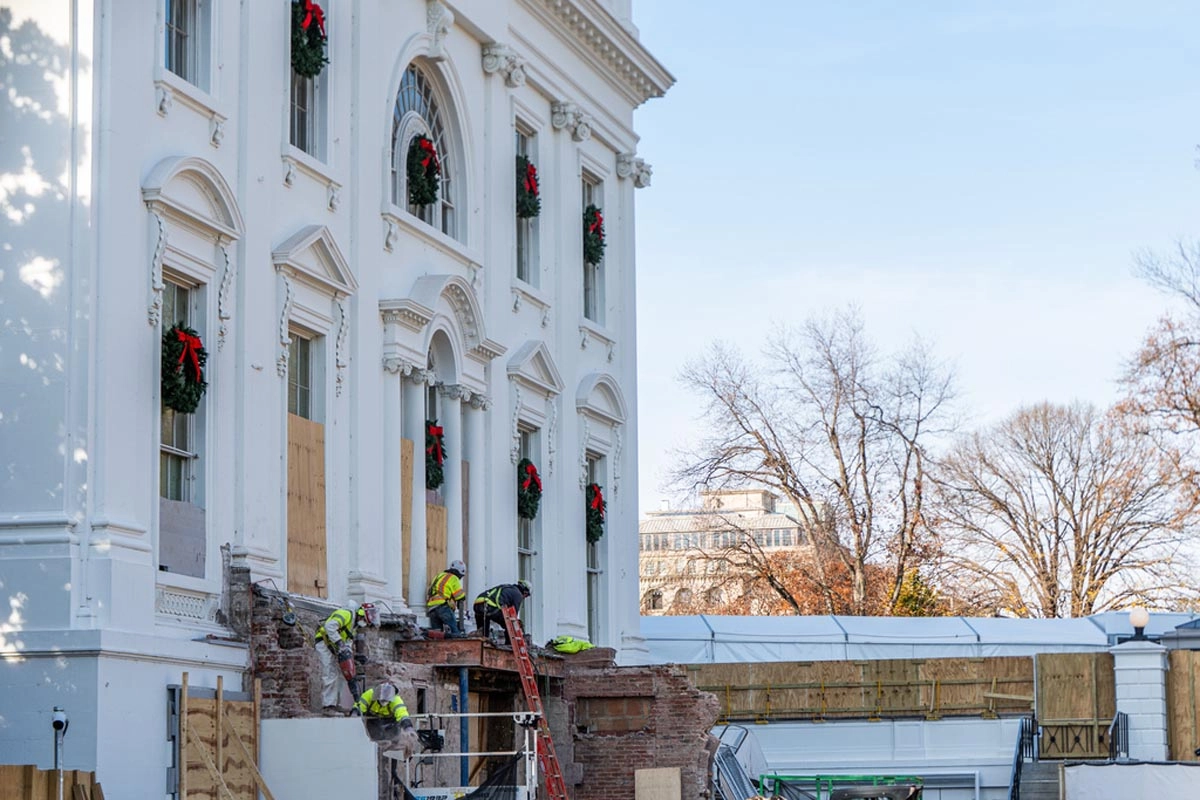 They file a lawsuit against Trump to stop the construction of the Ballroom in the White House