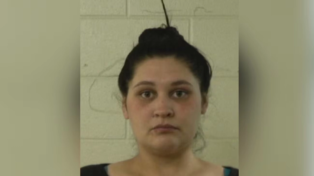Woman from Georgia who raised funds for her sons wake is suspected in the crime of the minor