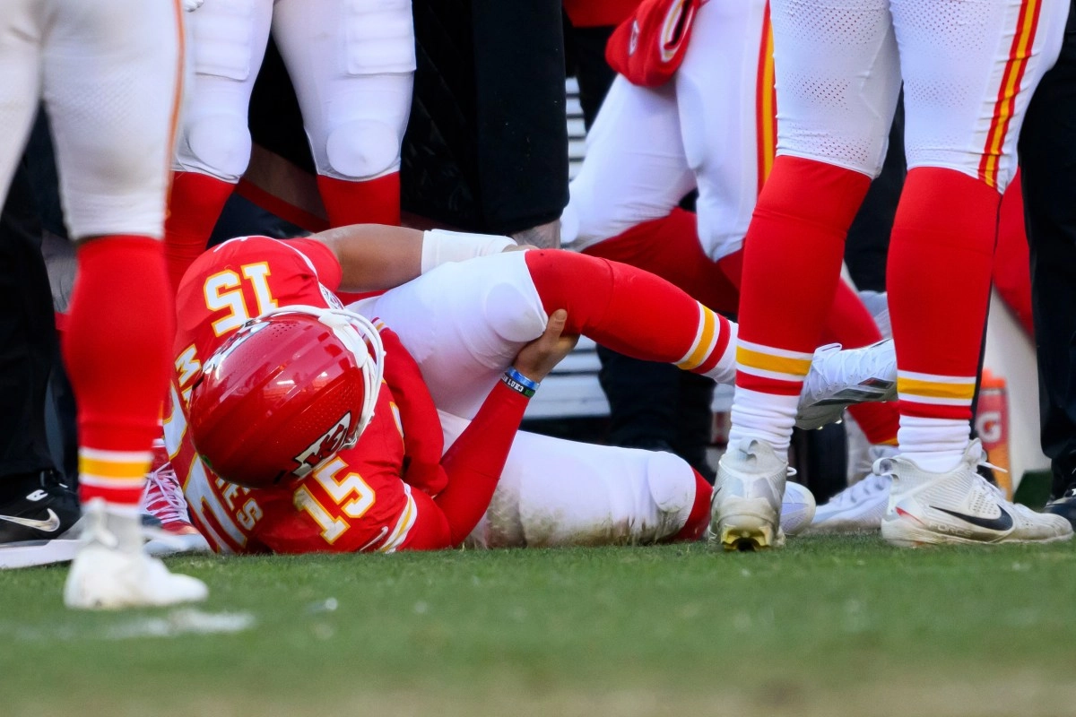 Patrick Mahomes after elimination and injury I dont know why this had to happen