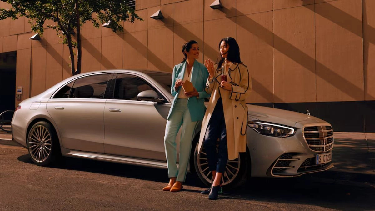 Autonomous driving Mercedes and Nissan take advantage