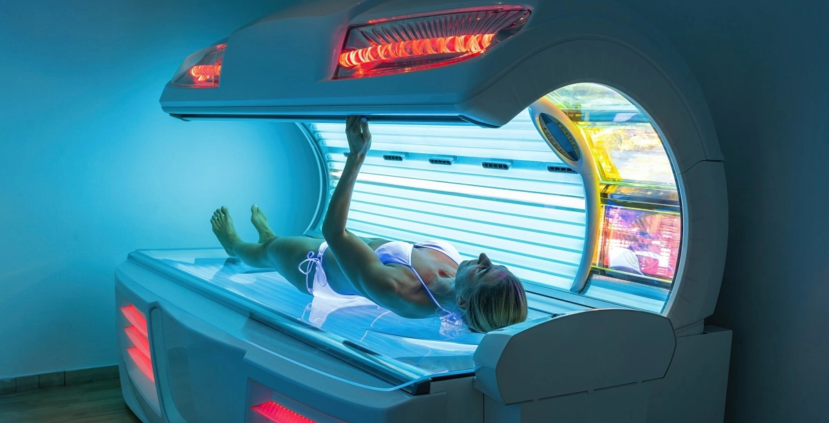 Sun beds are associated with increased risk of melanoma and damage to cutaneous DNA