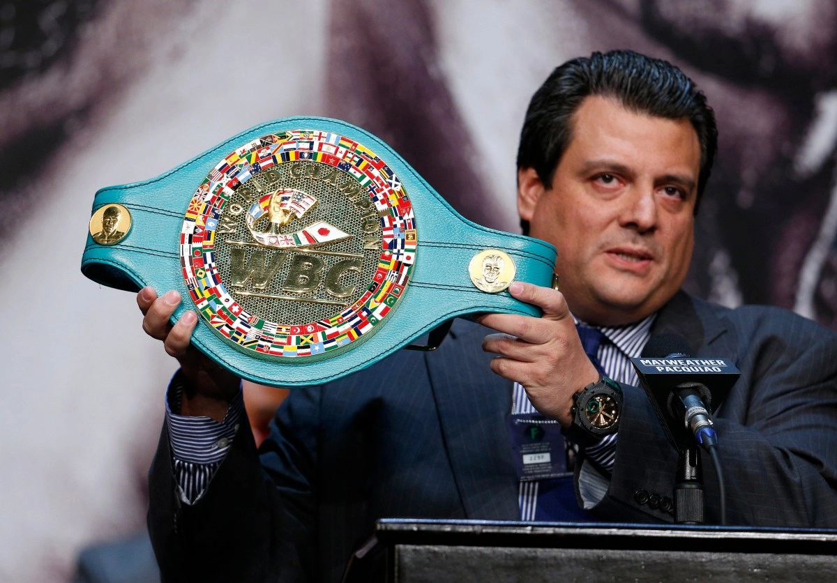 Mauricio Sulaiman on Crawford stance against the WBC Its very unfortunate