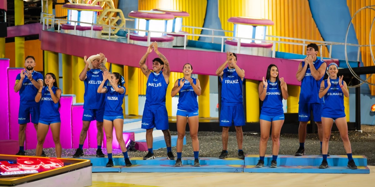 The blue team refuses to lose La Villa in Exatln United States