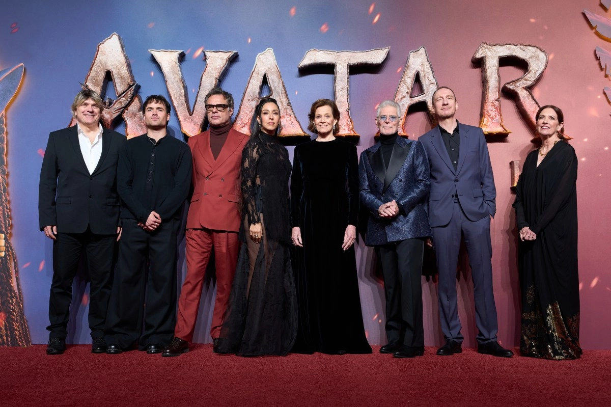 Avatar Fire and Ash dominates the box office in its longawaited return to Pandora