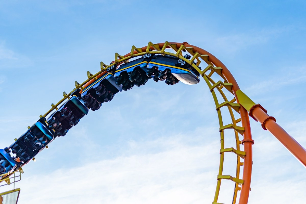 Two passengers were suspended 30 meters due to failure on Texas rollercoaster