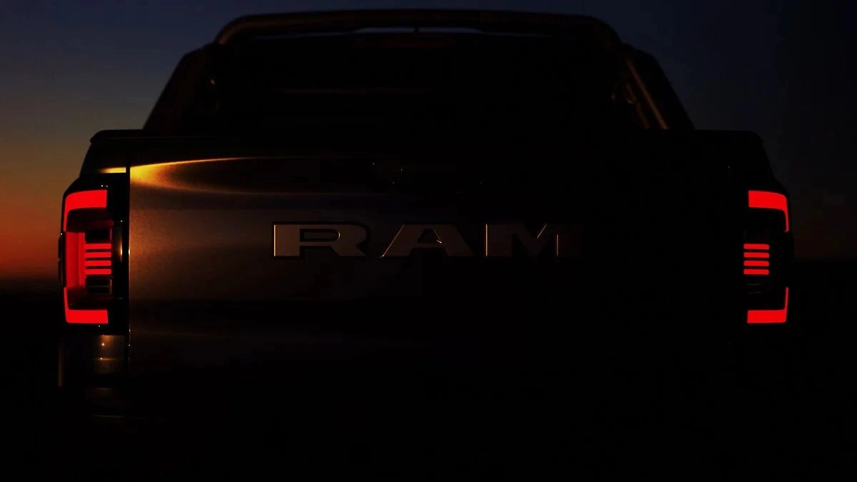 Surprise the Ram Dakota returns and targets the midsize segment