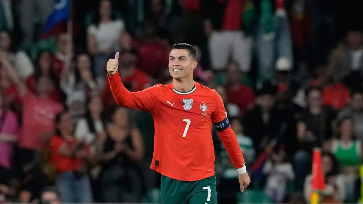 Cristiano Ronaldo buys two superluxury properties isolated from people