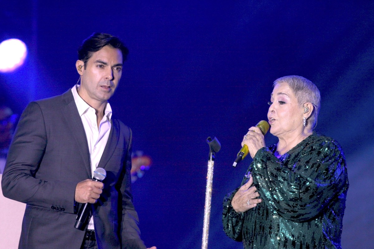 Lupita DAlessio arremete contra la productora de Ari Borovoy por adeudo a su hijo Ernesto