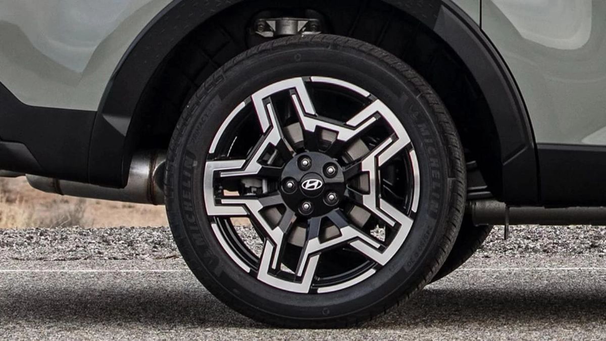 Llantas nuevas atrs o adelante Qu es lo ms seguro