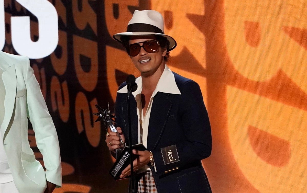 Todo sobre The Romantic el esperado regreso discogrfico de Bruno Mars